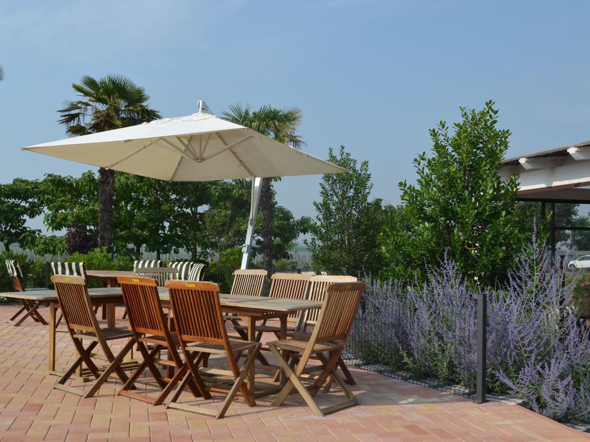 Characteristic Apartment In Codigoro With Pool Dış mekan fotoğraf